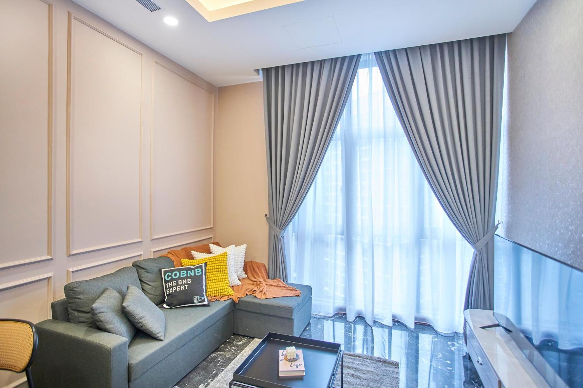Royce Klcc By Cobnb *