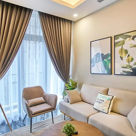 Royce Residence Klcc By Cobnb Kuala Lumpur Exterior photo