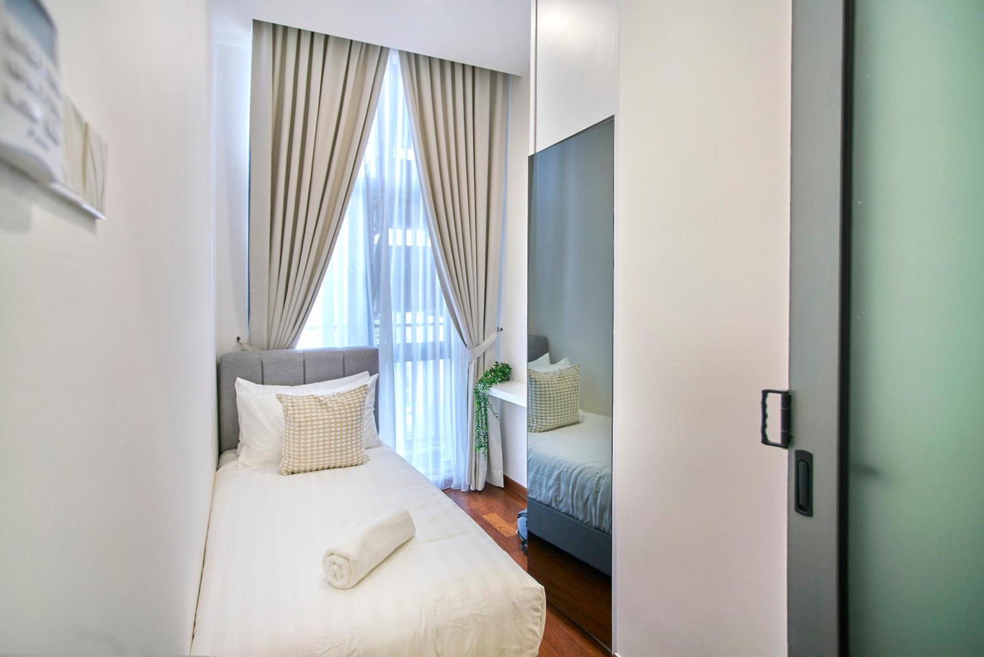 Apartment Royce Klcc By Cobnb *