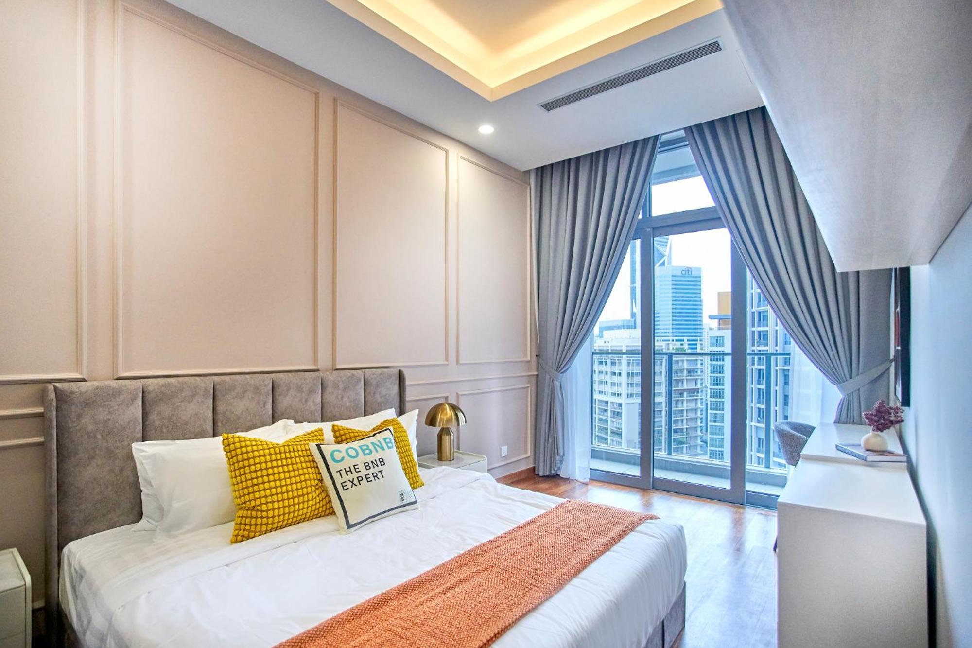 Royce Klcc By Cobnb